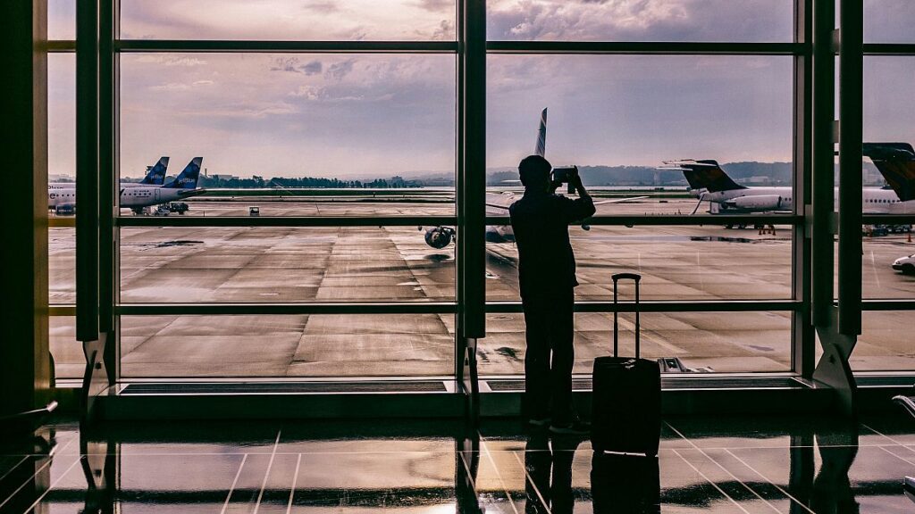 This European airline weighs passengers: do you have the right to say no?