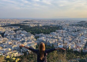 Rhodes, Split, Istanbul: what are the best European cities for solo travelers?