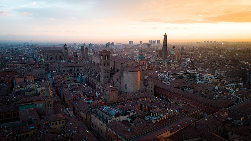 This “leaning tower” in Italy was closed for fear of collapse