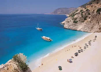 Goditi gli ultimi giorni della brezza estiva ad Antalya