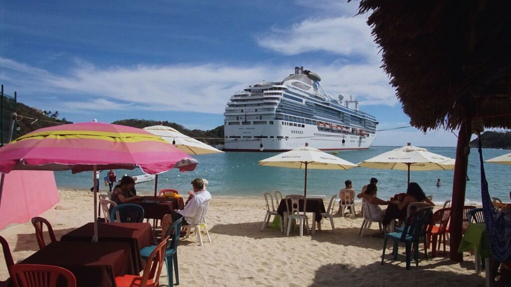 Perché la tua crociera ai Caraibi potrebbe costare di più: il Messico introduce una nuova tassa di soggiorno