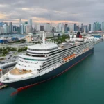 La splendida regina Elisabetta di Cunard arriva a Miami per la prima volta per iniziare un'intera stagione nei Caraibi