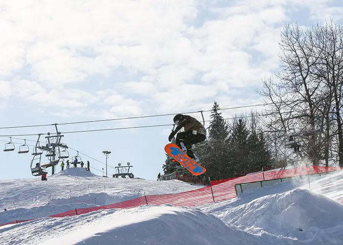 Guida a Edmonton: 4 piste da sci urbane aperte inverno 2025/26