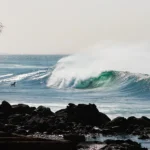 Scopri Samaka Surf Camp a Dakar: guida al viaggio e cultura del surf