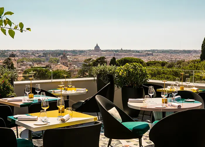 Guida a Sofitel Rome Villa Borghese: Nuove Ricette di Settimo Ispirate a Smash Emily